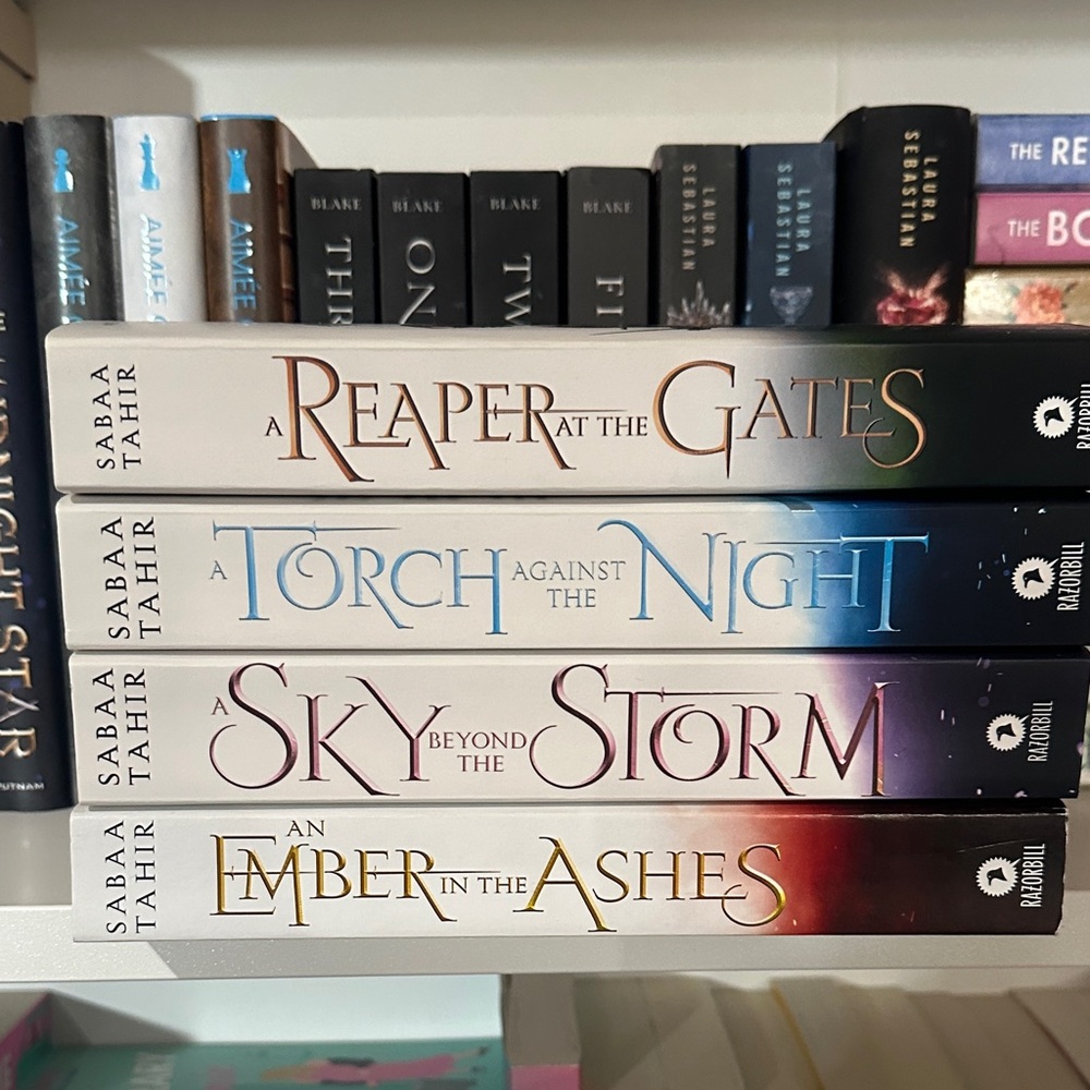 Sabaa Tahir series